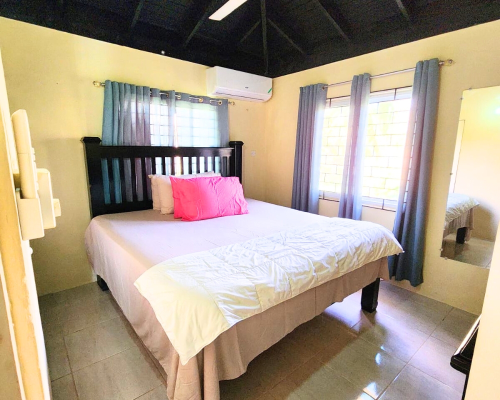 Jamaica-Airbnb-Bedroom